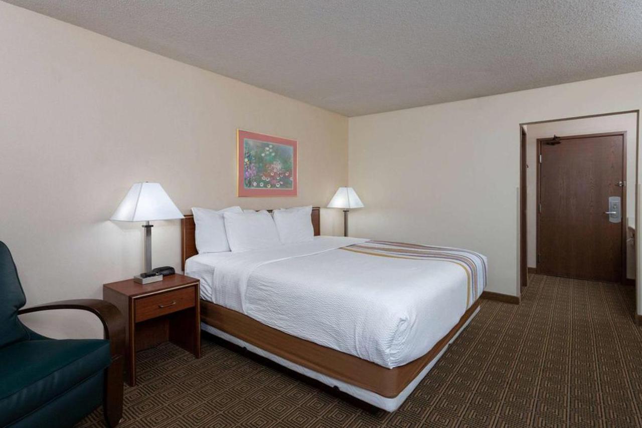 Norwood Inn & Suites Indianapolis East Post Drive Ngoại thất bức ảnh