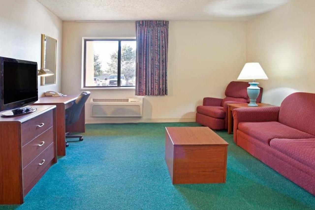 Norwood Inn & Suites Indianapolis East Post Drive Ngoại thất bức ảnh