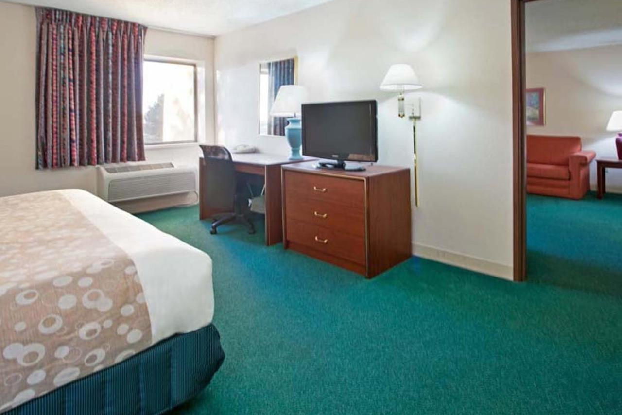 Norwood Inn & Suites Indianapolis East Post Drive Ngoại thất bức ảnh