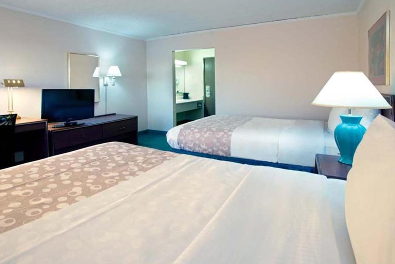 Norwood Inn & Suites Indianapolis East Post Drive Ngoại thất bức ảnh