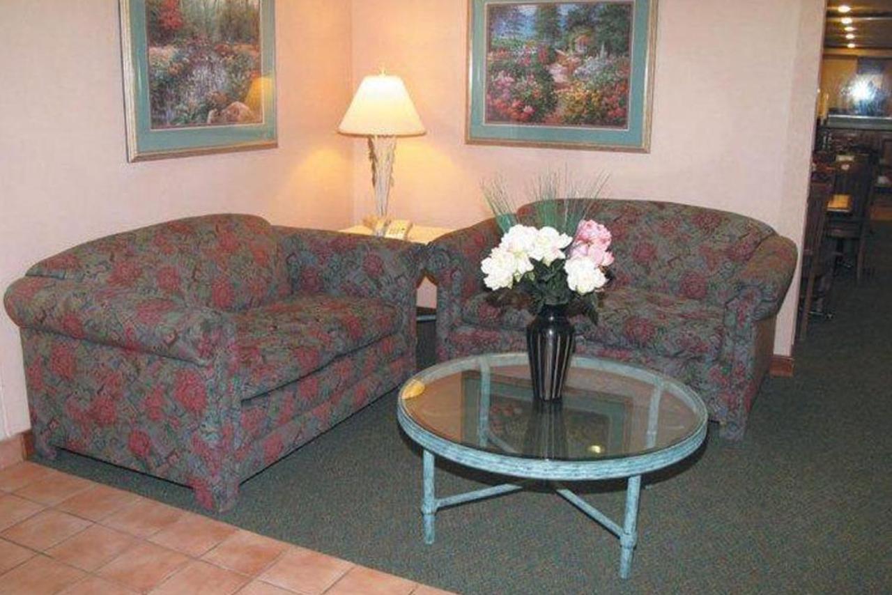 Norwood Inn & Suites Indianapolis East Post Drive Ngoại thất bức ảnh
